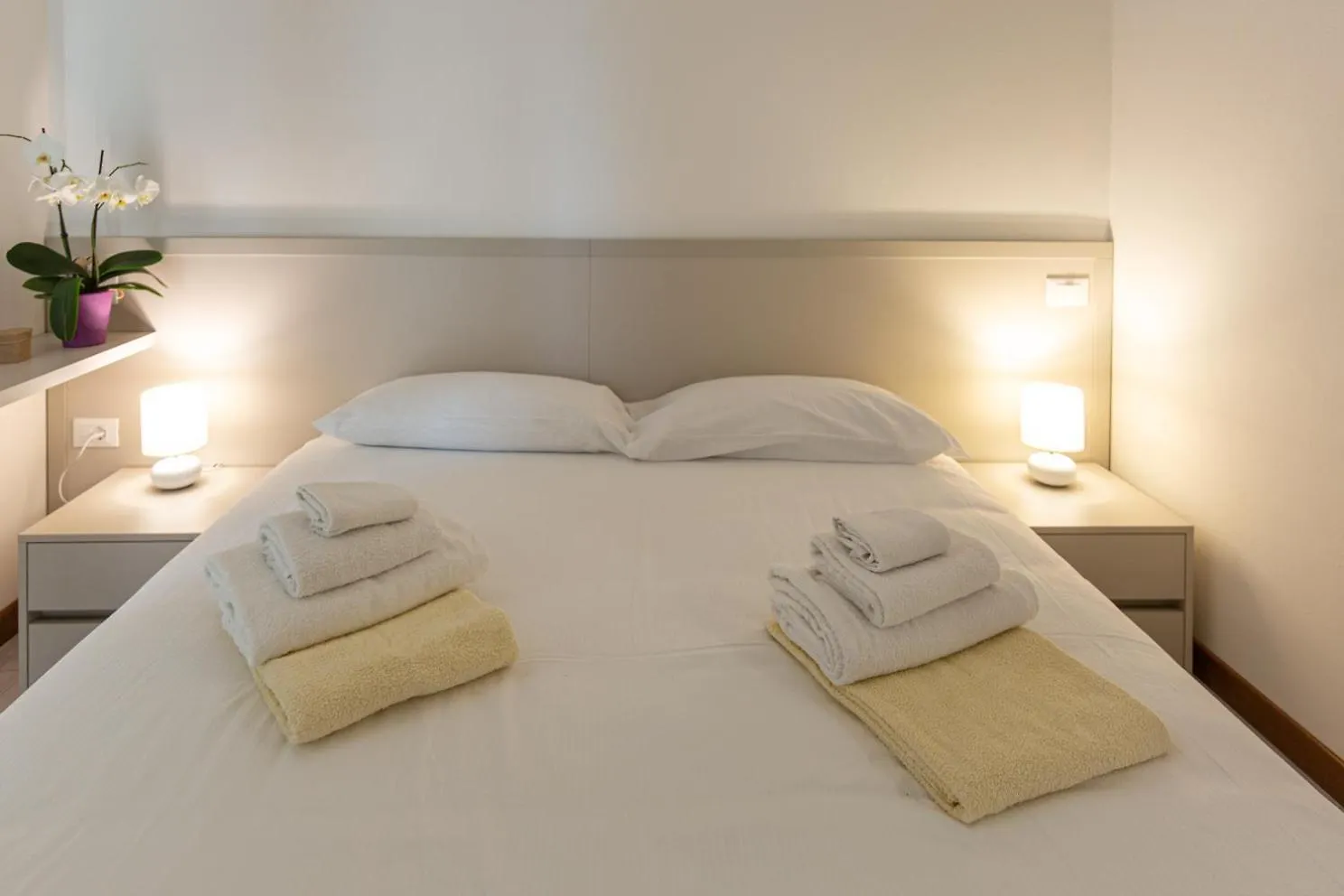 Prestige Garda Home - Ai Cappuccini Peschiera del Garda 0*,  Italy