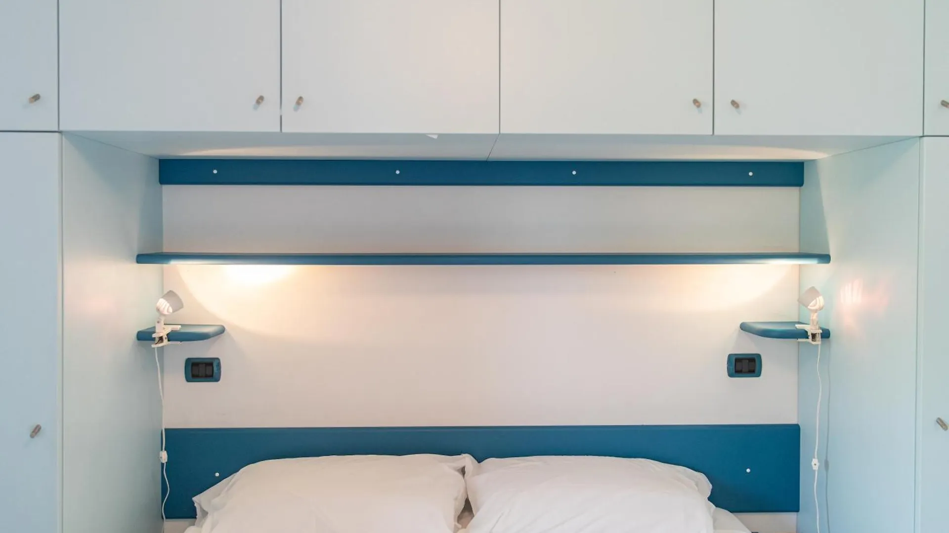 Apartment Prestige Garda Home - Ai Cappuccini Peschiera del Garda Italy